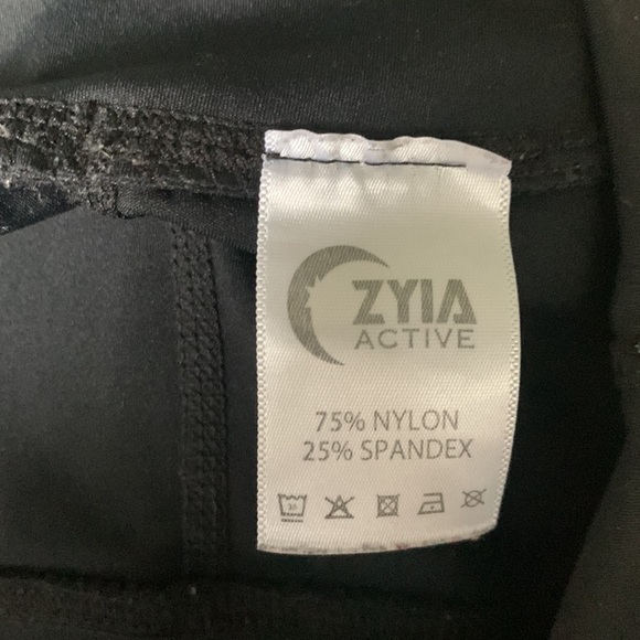 Zyia Active Black Brilliant Hi-rise Legging 28"‎ | size 12 solid black logo - Picture 4 of 13